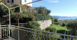 Property to rent with sea view