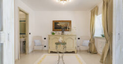 Spacious apartment with large terraces