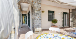Spacious apartment with large terraces
