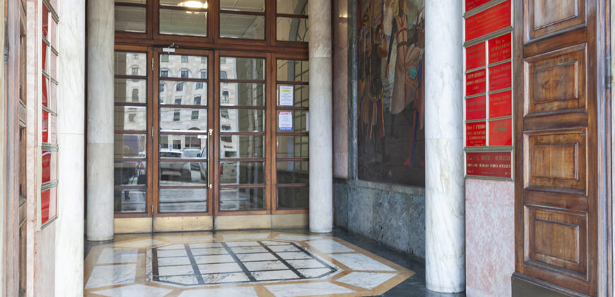 Ufficio Mq 200 Piazza della Vittoria