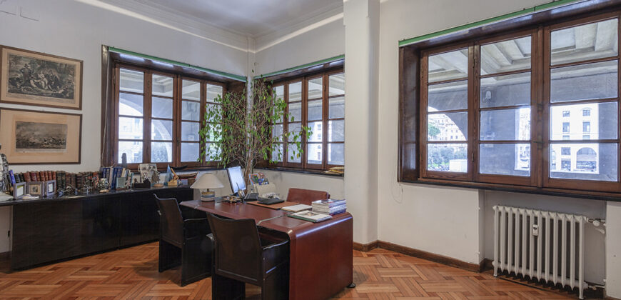Ufficio Mq 200 Piazza della Vittoria