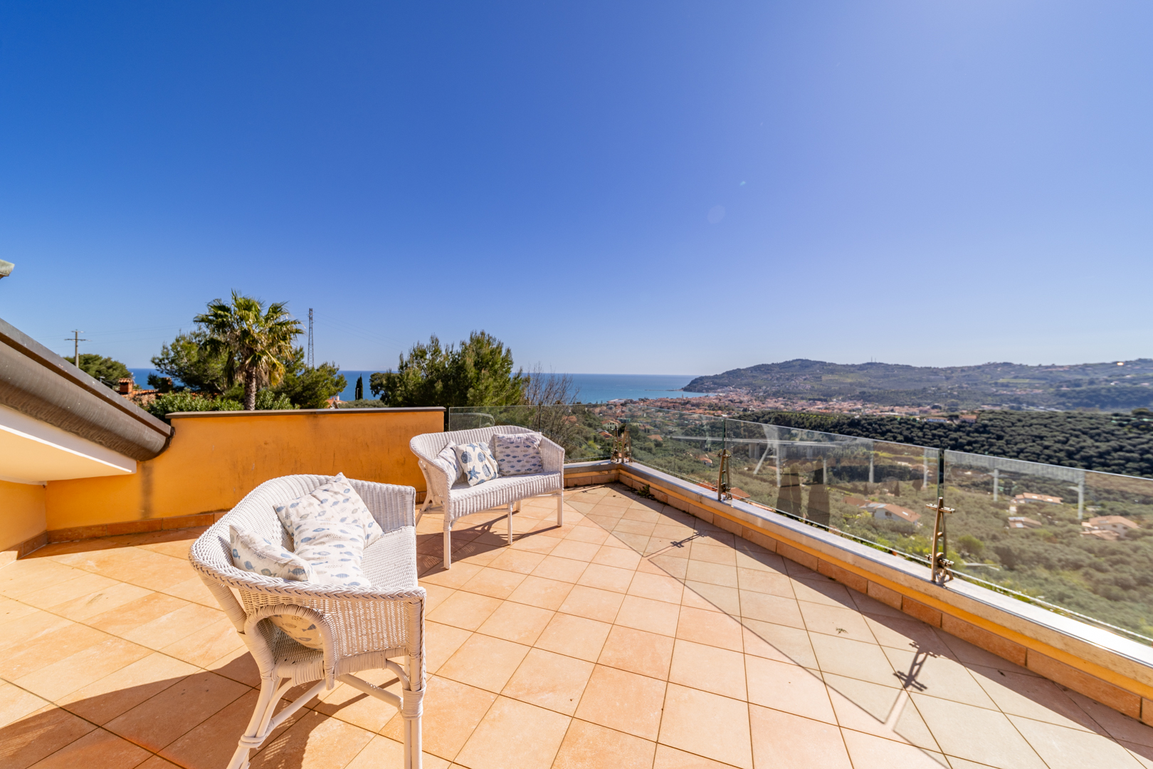 Diano Castello Attico