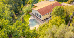 Villino di nuova costruzione immersa nel verde Villino di nuova costruzione immersa nel verde