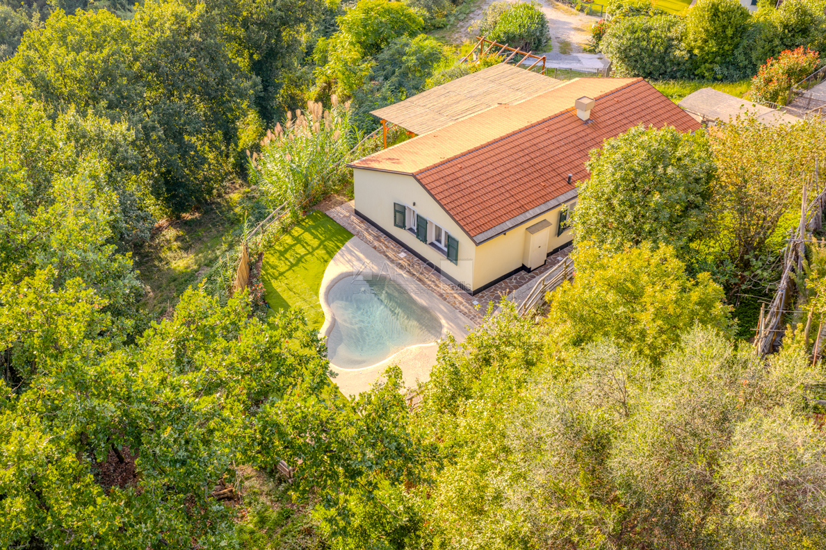 Villino di nuova costruzione immersa nel verde